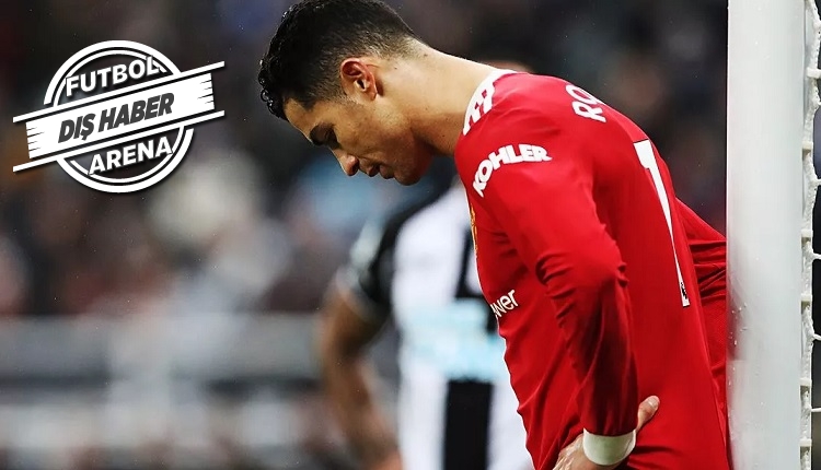 Cristiano Ronaldo Manchester United'dan ayrılıyor