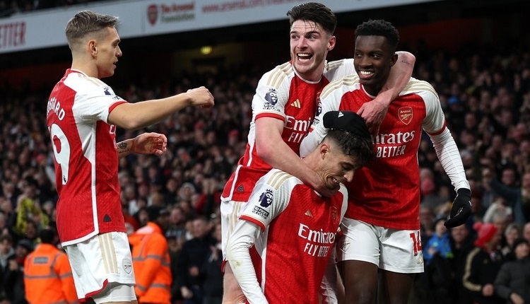 Premier Lig'de Arsenal yeniden zirvede