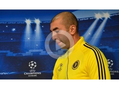 16.dakikada Di Matteo'ya destek tezahüratları