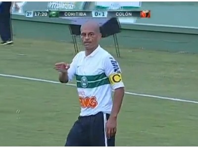 Alex'in kornerden attığı gol