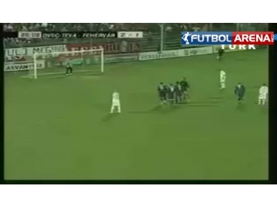 Penaltıdan kendi kalesine gol attı!
