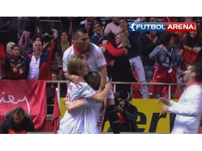 Sevilla 3 - 1  La Coruna Geniş Özet