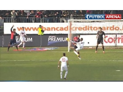 Ballotelli'nin sayılmayan şık golü