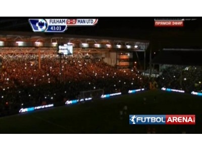 Elektrikler gitti, telefonlar aydınlattı