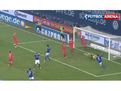 Schalke 2 - 1	 Dusseldorf 