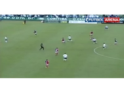 Alex şov sürüyor!