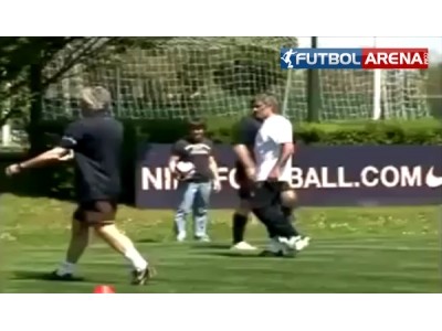 Mourinho idmanda şov yaptı! Müthiş bir gol attı!