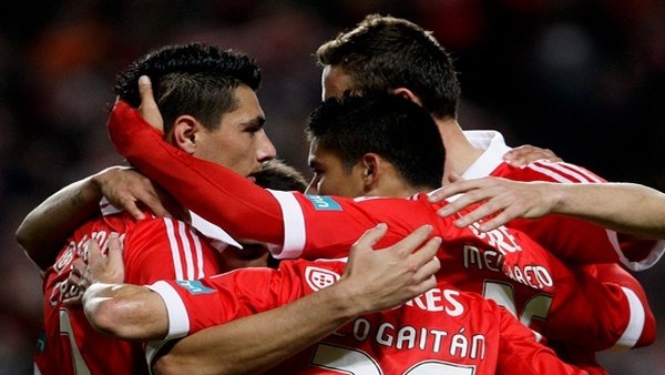 F.Bahçe'nin rakibi finale kaldı!