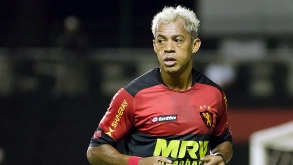 Eski Trabzonlu'dan süper gol!