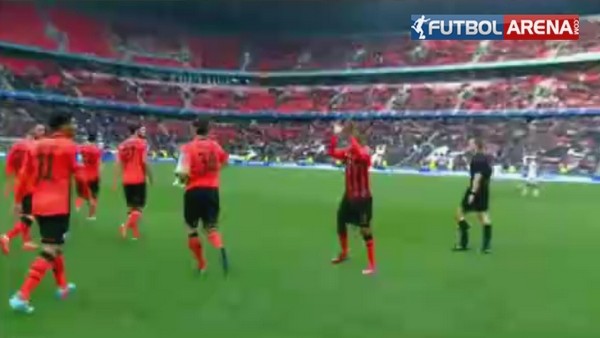 Shakhtar 10 dakikada bitirdi!