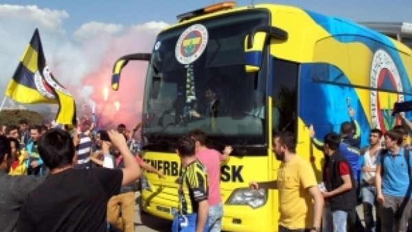 Fenerbahçe yurda döndü