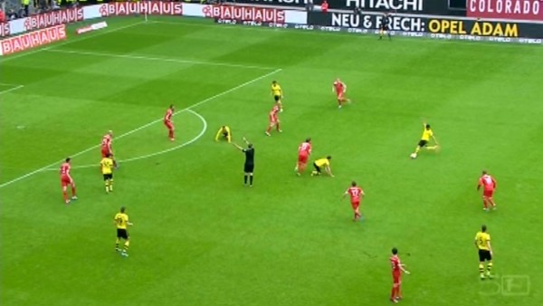 Nuri Şahin'den Muhteşem Gol