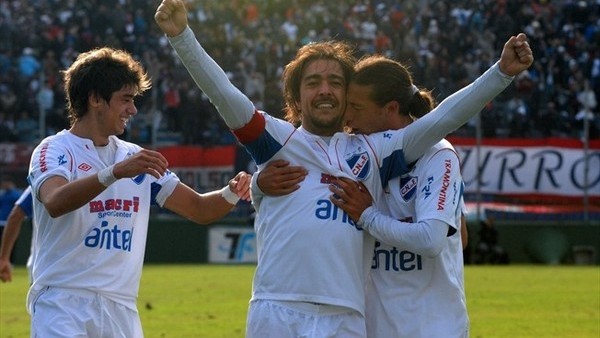 Recoba'dan inanılmaz gol!