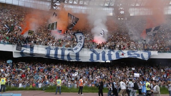 Napoli Şampiyonlar Ligi'ni kutladı