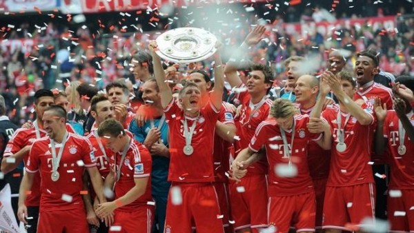 Bayern Münih Şampiyonluğunu kutladı