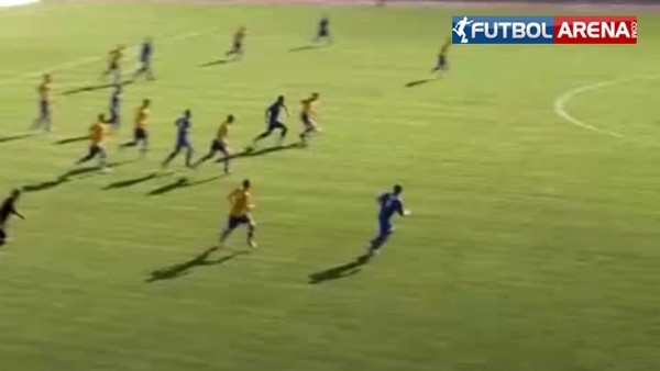 Litvanyalı oyuncudan müthiş gol!