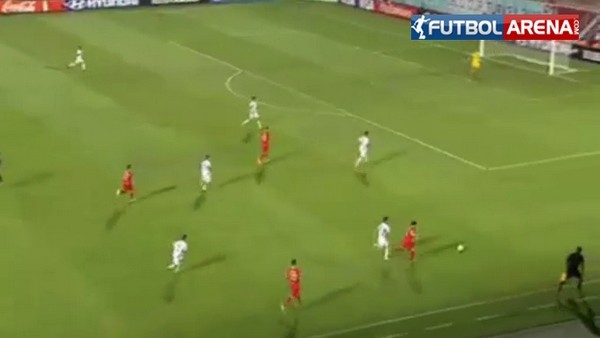 Salih Uçan'dan şık gol!