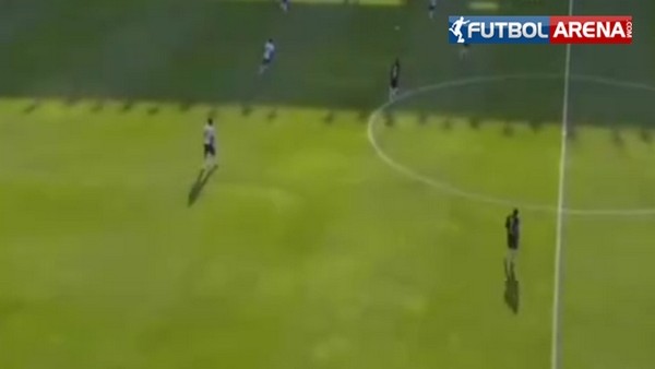 Cavenaghi orta sahadan astı!