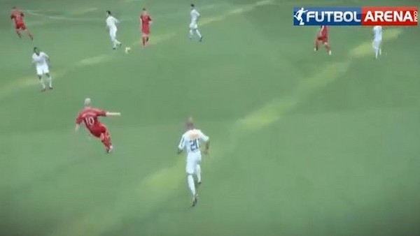 İşte merakla beklenen PES 2014