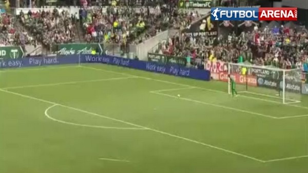 Kanadalı Will Johnson ok gibi fırladı müthiş vurdu