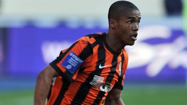 Lucescu'nun yıldızı Douglas Costa'dan müthiş frikik golü