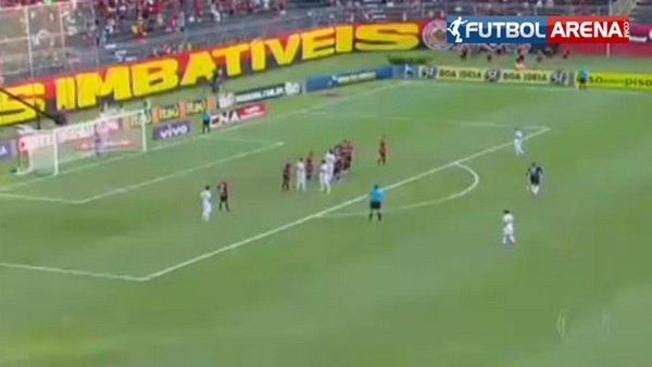 Ceni'nin müthiş frikiği!