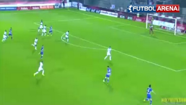 Genç Portolu Iturbe bu golle parmak ısırttı