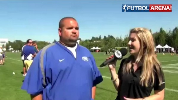 Muhabir kızın talihsiz anı!