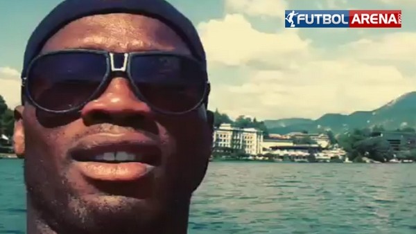 G.Saraylı futbolcuların sandal keyfi 