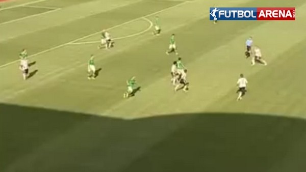 Beyaz Rusya'da 65 metreden atılan harika gol 