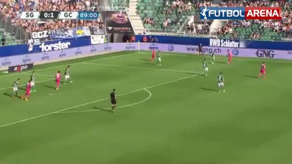 Izet Hajrovic frikikten müthiş yazdı!