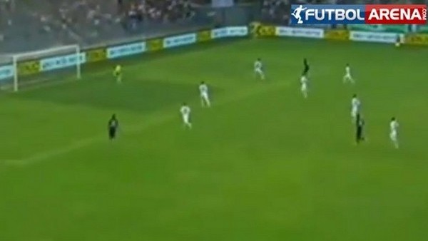 PSG'nin genç yıldızından müthiş aşırtma golü