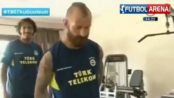 Meireles kampta döktürdü! Şarkılar...