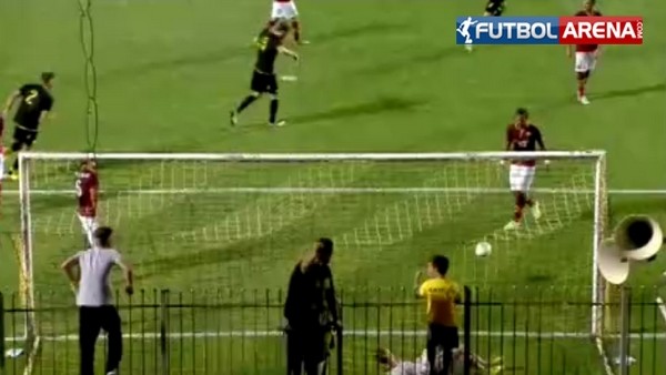 Genç Romalı'yı fena avladılar!