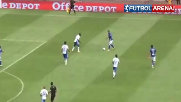 Tüm takımı pazara gönderdi!