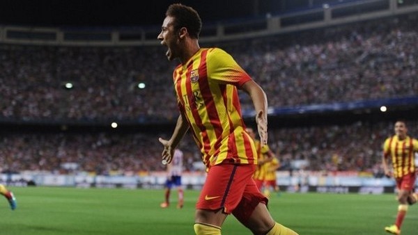 Neymar ilk resmi golünü attı!