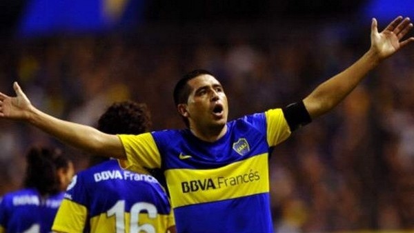 Riquelme varsa sorun yok!