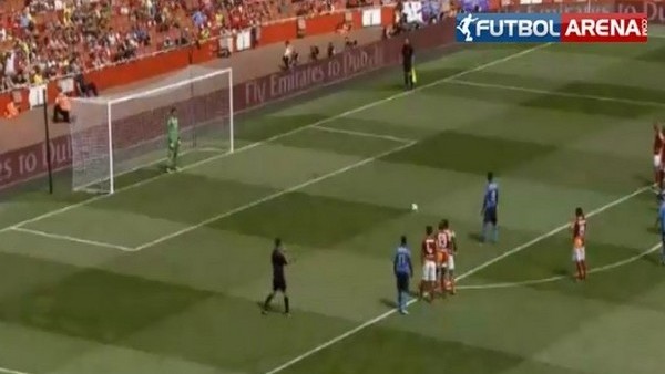 Muslera geçit vermedi!