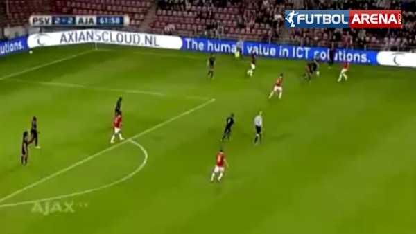 Ajax'ın genç yeteneğinden müthiş bir gol!