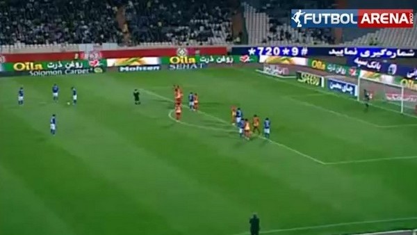 İranlı frikikçi Teymourian'dan füze gibi frikik!