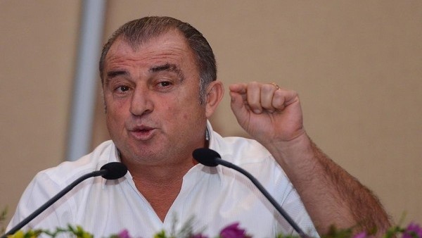 Terim elini kalbine götürdü ve...