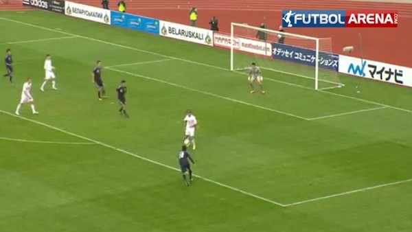 Belarus'lu futbolcu füze yolladı!