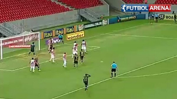 Bu adamda hala iş var! | Seedorf'tan müthiş bir gol...