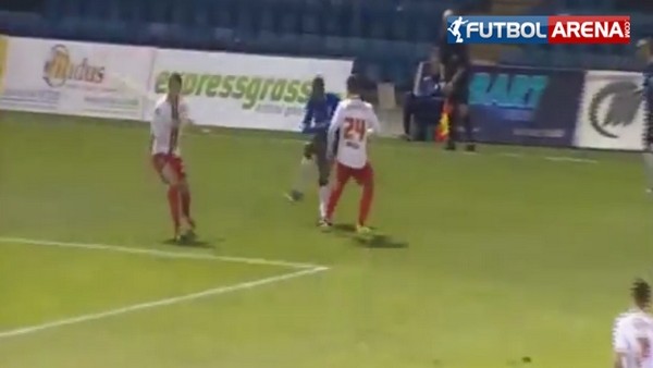 Gillinghamlı oyuncu imkansızı başardı!