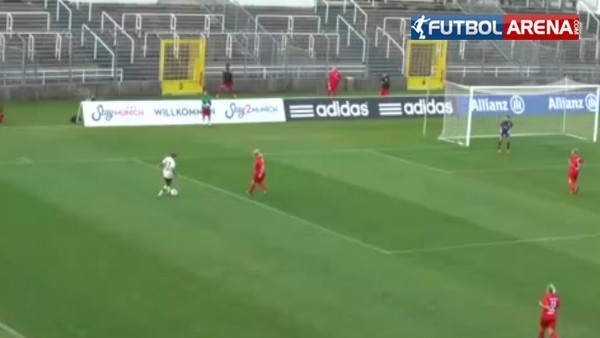 Bayern Münih'in kadınları da bir başka..