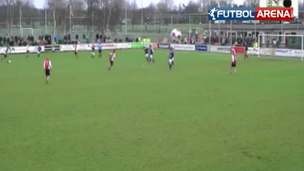 18'lik Hollandalı 40 metreden bombaladı!