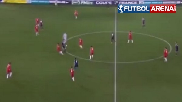 Ibrahimovic abarttı! Bir devrede 3 gol attı!