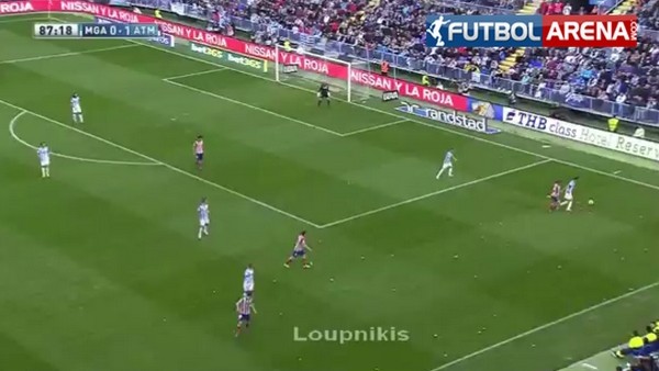 Dünyanın en kötü rol yapan futbolcusu!