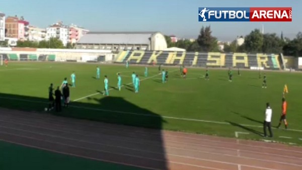 Cimbom'un yeni transferinden muhteşem frikik!