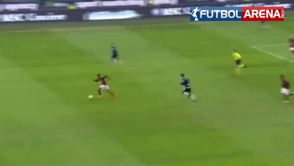 Kaka 100'ler kulübünde!